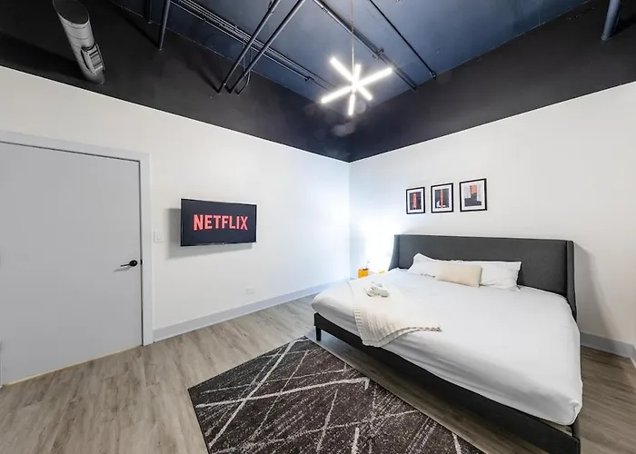 Michigan 6br Luxury Loft - South Loop Chicago
